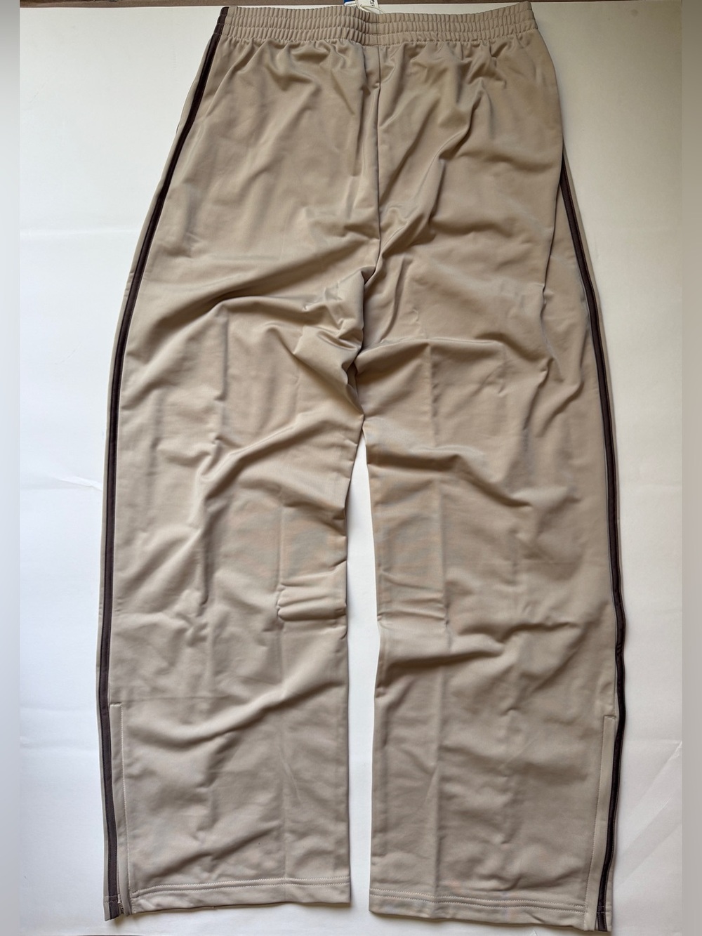 adidas Classic Firebird Women’s Loose Track Pants Khaki w/Earth Stripes KD3660 - Picture 12 of 13